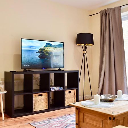 Stylish And Homely 4 Bedroom Home In East 伦敦 外观 照片