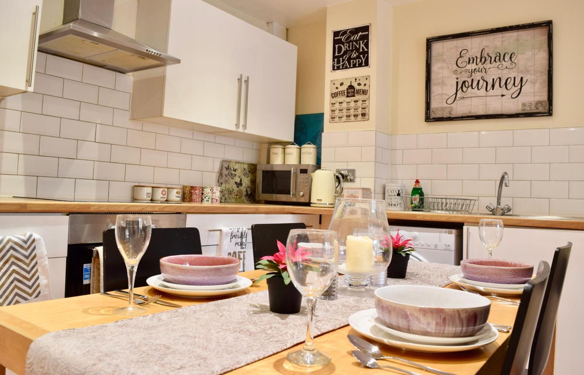 Stylish And Homely 4 Bedroom Home In East 伦敦 外观 照片