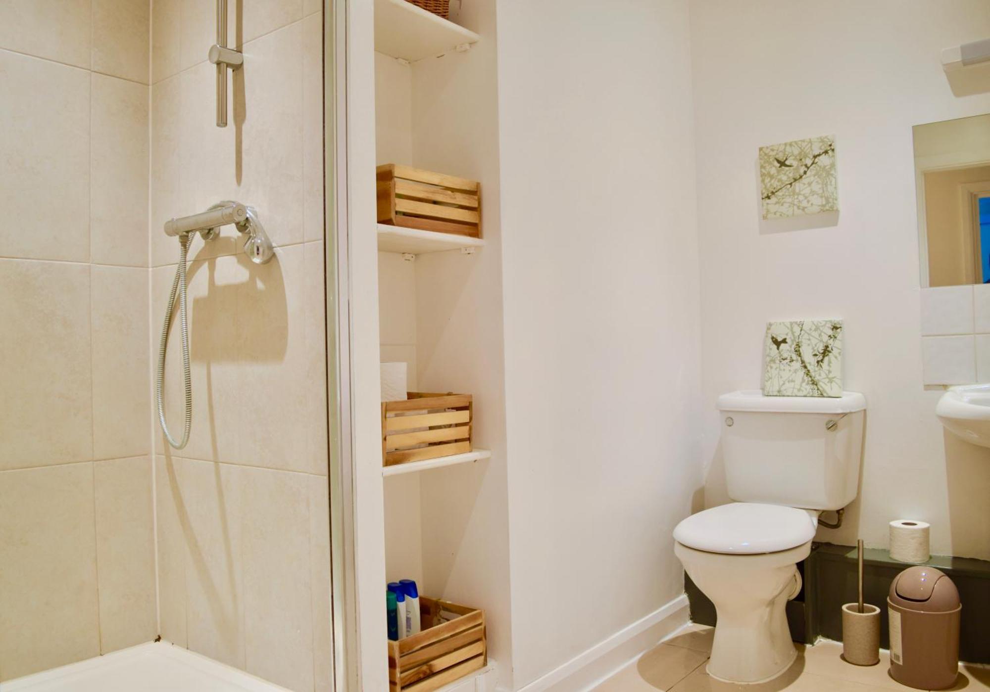 Stylish And Homely 4 Bedroom Home In East 伦敦 外观 照片