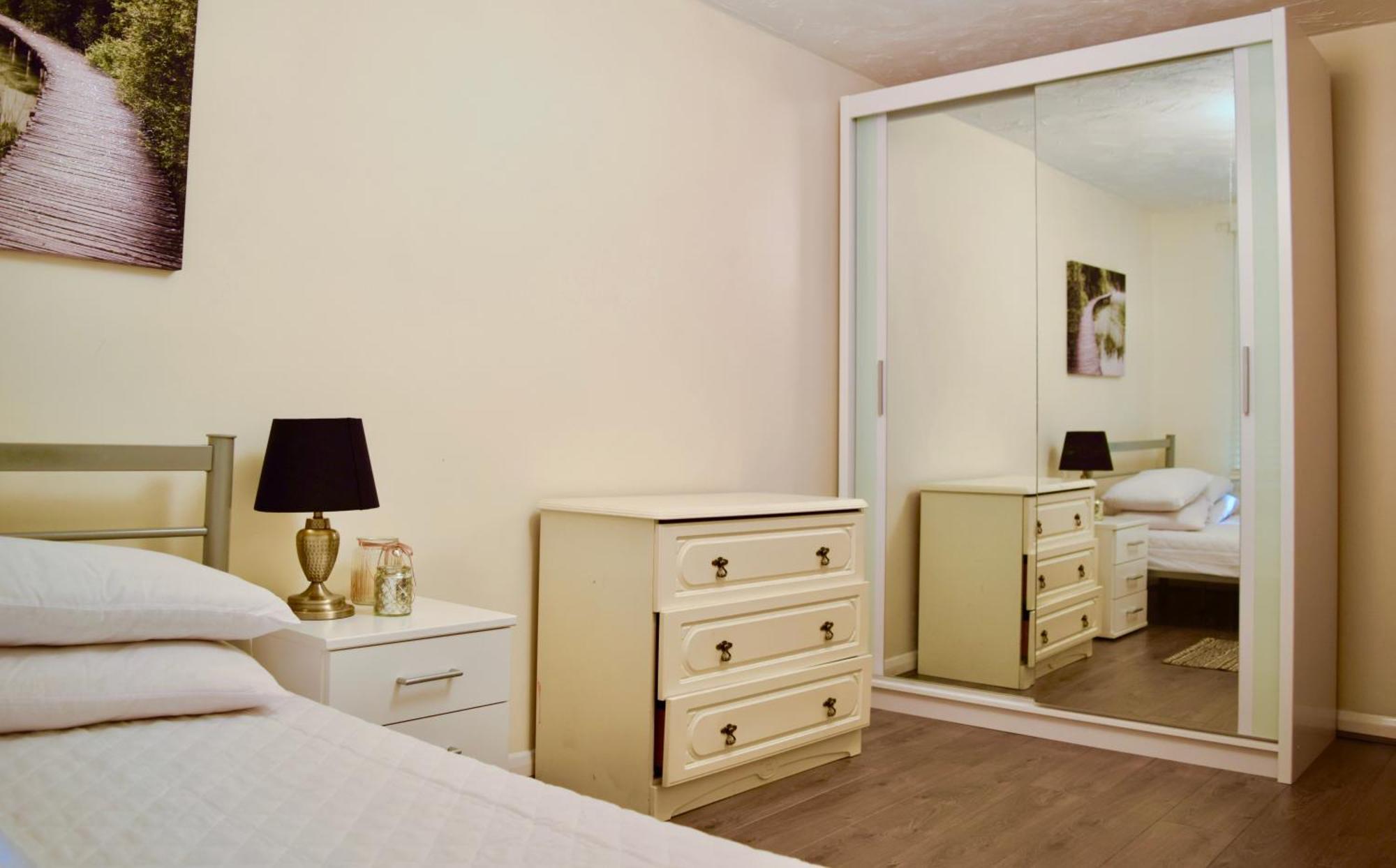Stylish And Homely 4 Bedroom Home In East 伦敦 外观 照片
