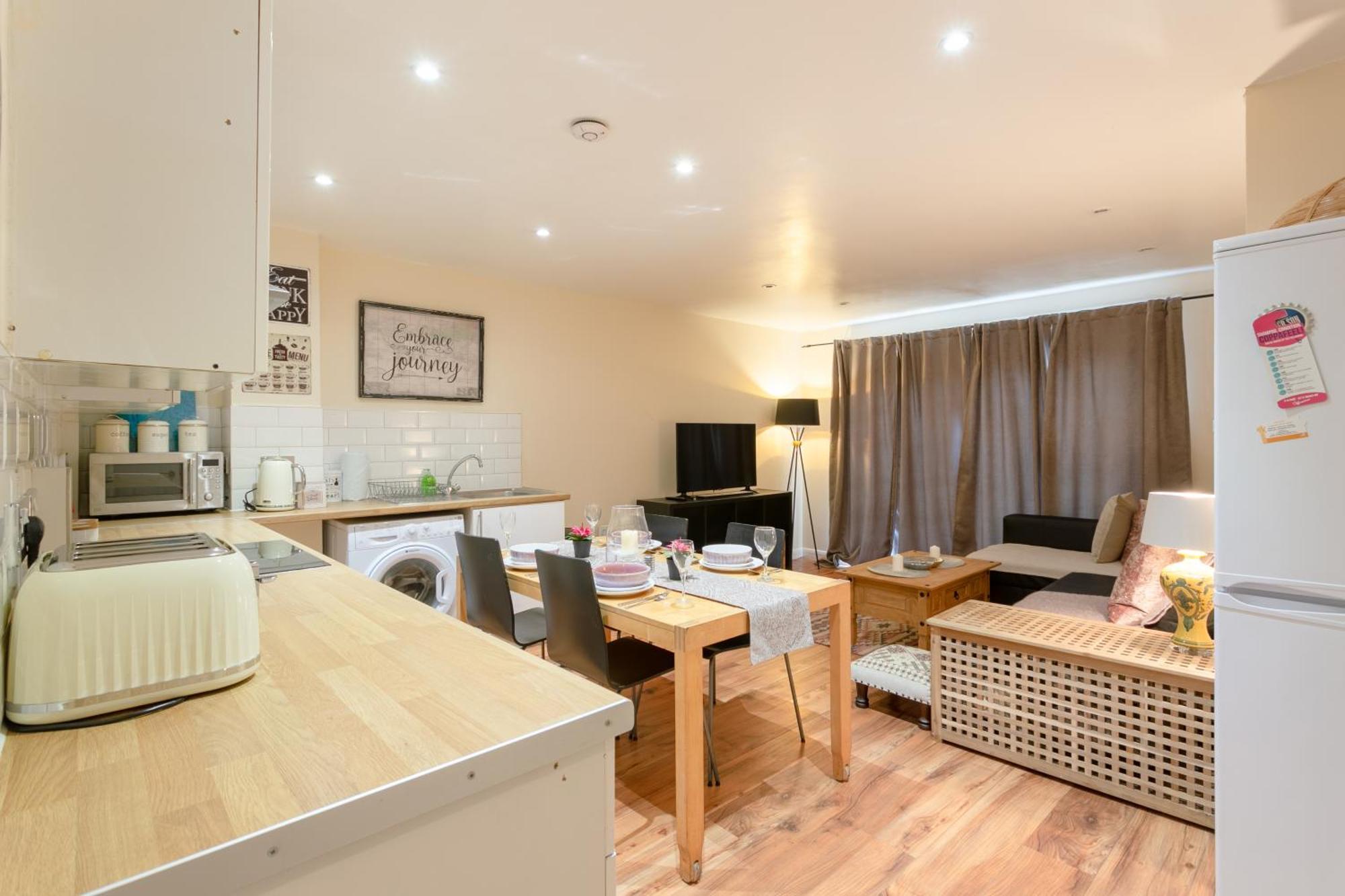 Stylish And Homely 4 Bedroom Home In East 伦敦 外观 照片